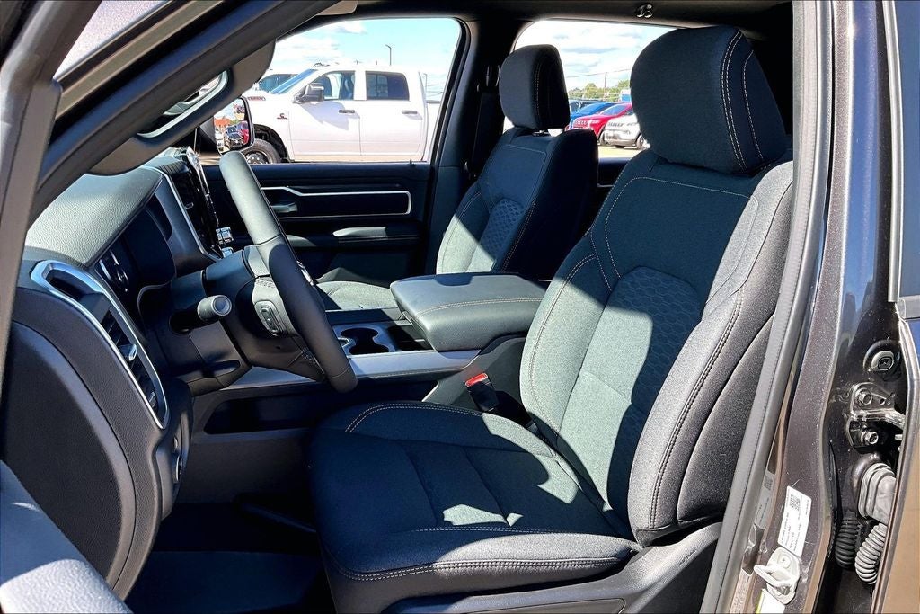2026 RAM Ram 1500 RAM 1500 LONE STAR CREW CAB 4X2 5'7' BOX