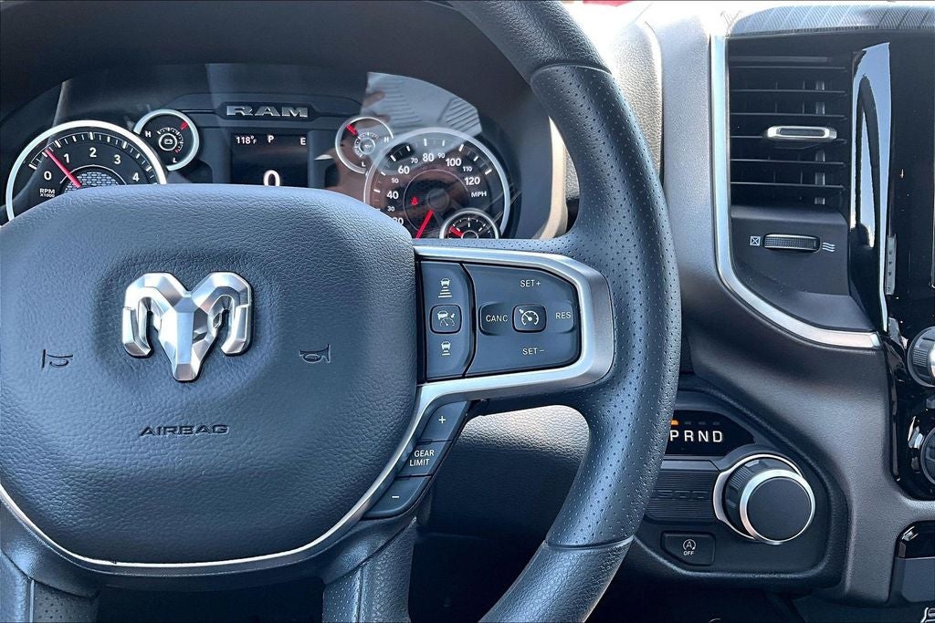 2026 RAM Ram 1500 RAM 1500 LONE STAR CREW CAB 4X2 5'7' BOX