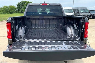 2026 RAM 1500 RAM 1500 LONE STAR CREW CAB 4X2 5'7' BOX
