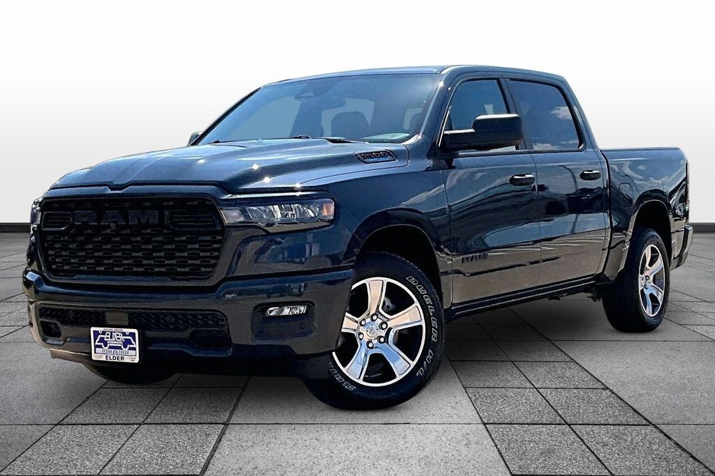 2026 RAM Ram 1500 RAM 1500 EXPRESS CREW CAB 4X2 5'7' BOX