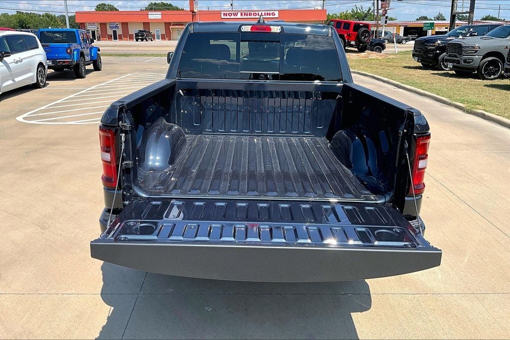 2026 RAM Ram 1500 RAM 1500 EXPRESS CREW CAB 4X2 5'7' BOX