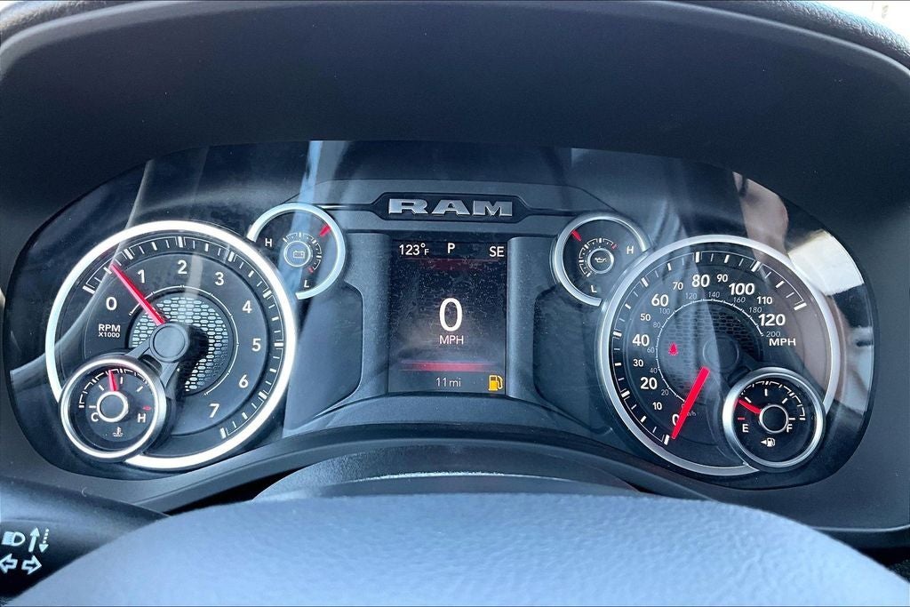 2026 RAM Ram 1500 RAM 1500 EXPRESS CREW CAB 4X2 5'7' BOX