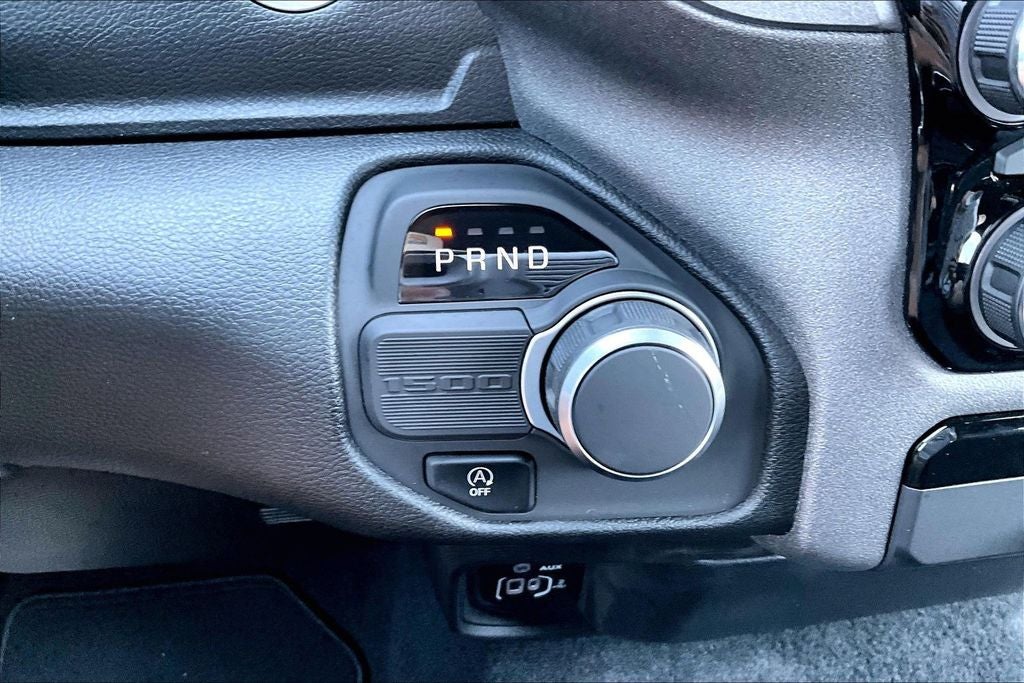 2026 RAM Ram 1500 RAM 1500 EXPRESS CREW CAB 4X2 5'7' BOX