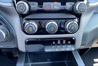 2026 RAM Ram 1500 RAM 1500 EXPRESS CREW CAB 4X2 5'7' BOX