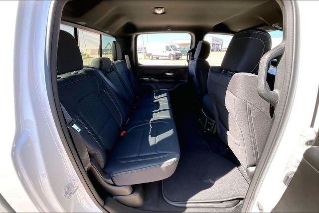 2026 RAM Ram 1500 RAM 1500 EXPRESS CREW CAB 4X2 5'7' BOX