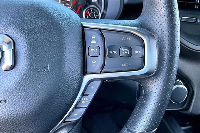 2026 RAM Ram 1500 RAM 1500 EXPRESS CREW CAB 4X2 5'7' BOX