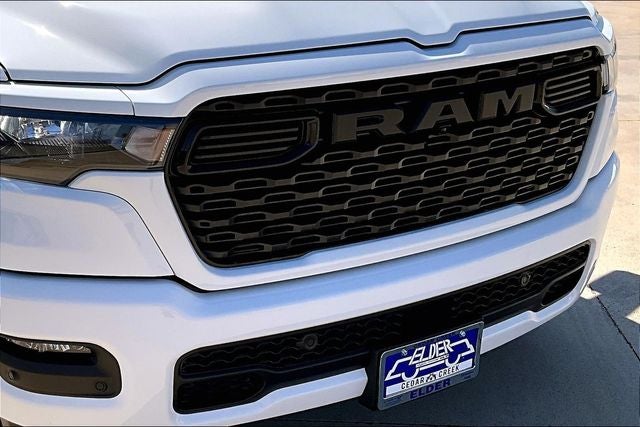 2026 RAM Ram 1500 RAM 1500 EXPRESS CREW CAB 4X2 5'7' BOX