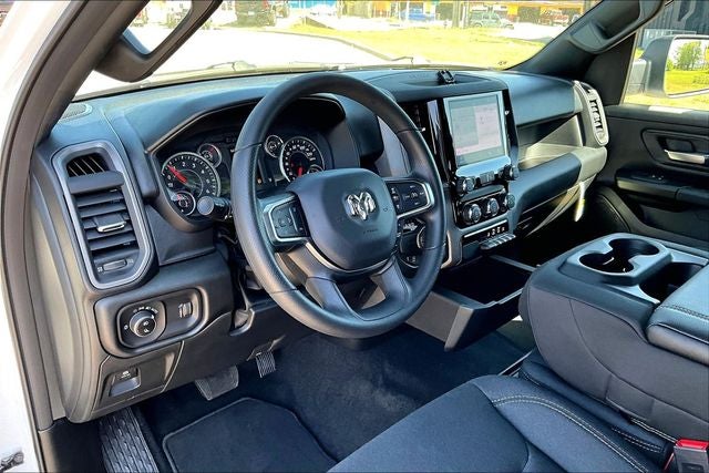 2026 RAM Ram 1500 RAM 1500 EXPRESS CREW CAB 4X2 5'7' BOX