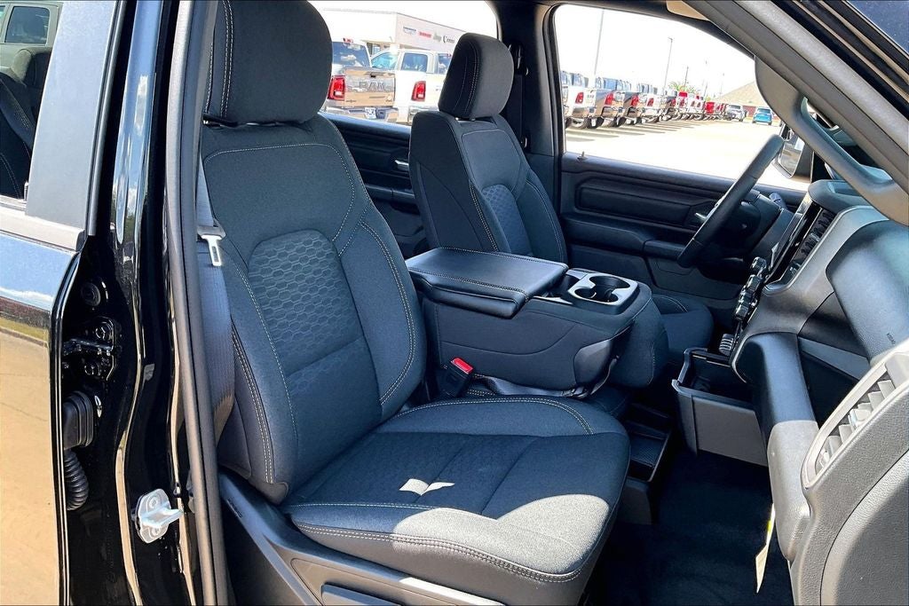 2026 RAM Ram 1500 RAM 1500 EXPRESS CREW CAB 4X2 5'7' BOX