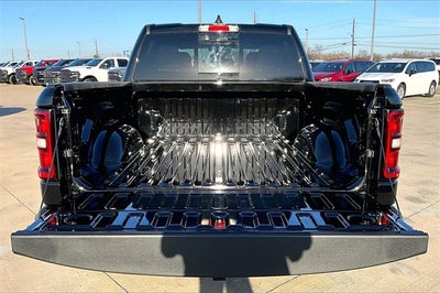 2026 RAM Ram 1500 RAM 1500 EXPRESS CREW CAB 4X2 5'7' BOX