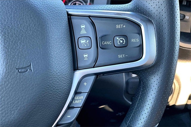 2026 RAM Ram 1500 RAM 1500 EXPRESS CREW CAB 4X2 5'7' BOX