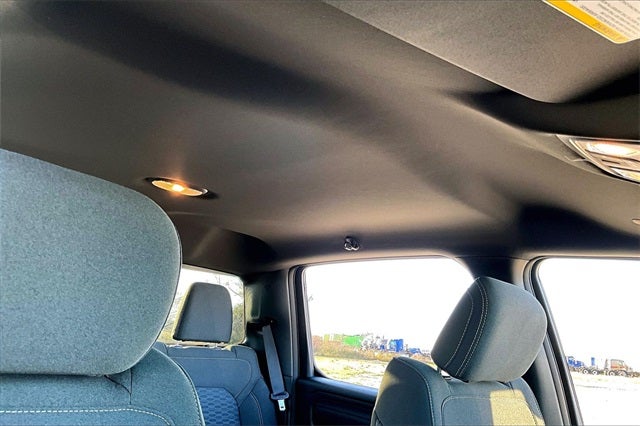 2026 RAM Ram 1500 RAM 1500 EXPRESS CREW CAB 4X2 5'7' BOX