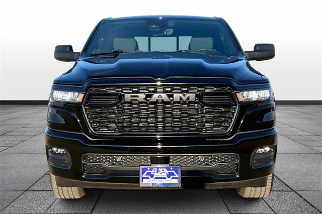 2026 RAM Ram 1500 RAM 1500 EXPRESS CREW CAB 4X2 5'7' BOX