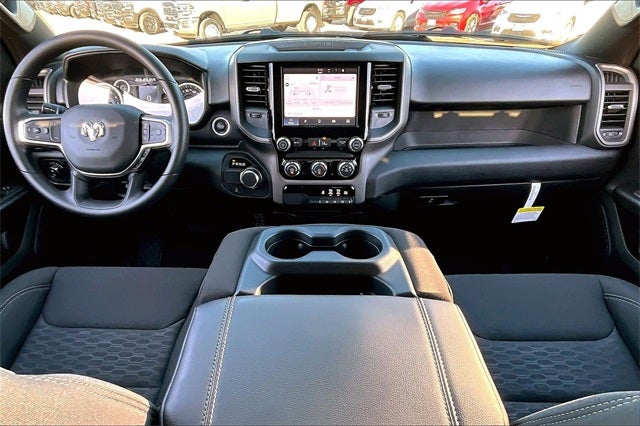 2026 RAM Ram 1500 RAM 1500 EXPRESS CREW CAB 4X2 5'7' BOX