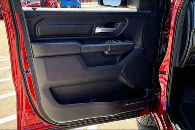2026 RAM Ram 1500 RAM 1500 EXPRESS CREW CAB 4X2 5'7' BOX