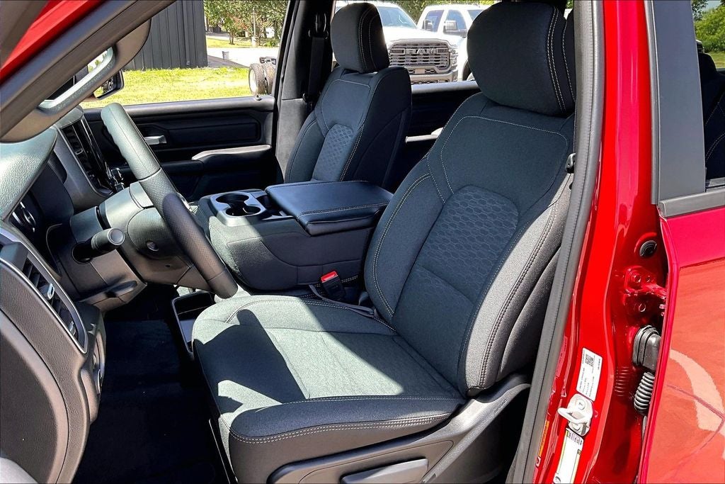 2026 RAM Ram 1500 RAM 1500 EXPRESS CREW CAB 4X2 5'7' BOX