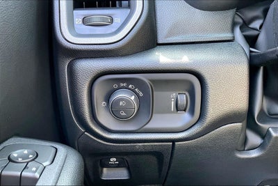 2026 RAM Ram 1500 RAM 1500 EXPRESS CREW CAB 4X2 5'7' BOX