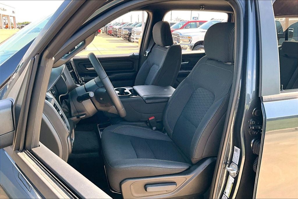 2026 RAM Ram 1500 RAM 1500 EXPRESS CREW CAB 4X2 5'7' BOX