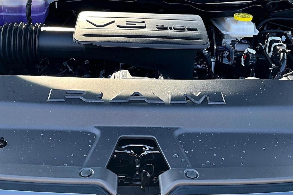 2026 RAM Ram 1500 RAM 1500 EXPRESS CREW CAB 4X2 5'7' BOX