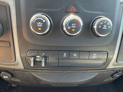 2018 RAM 2500 Tradesman Crew Cab 4x4 6'4' Box