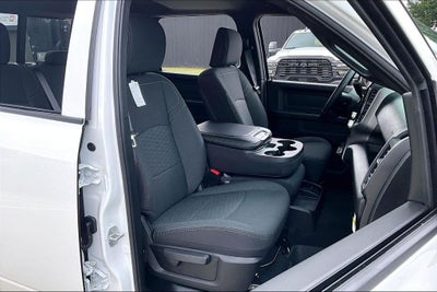 2026 RAM Ram 2500 RAM 2500 BLACK EXPRESS CREW CAB 4X4 6'4' BOX