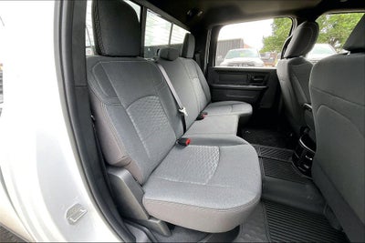 2026 RAM Ram 2500 RAM 2500 BLACK EXPRESS CREW CAB 4X4 6'4' BOX