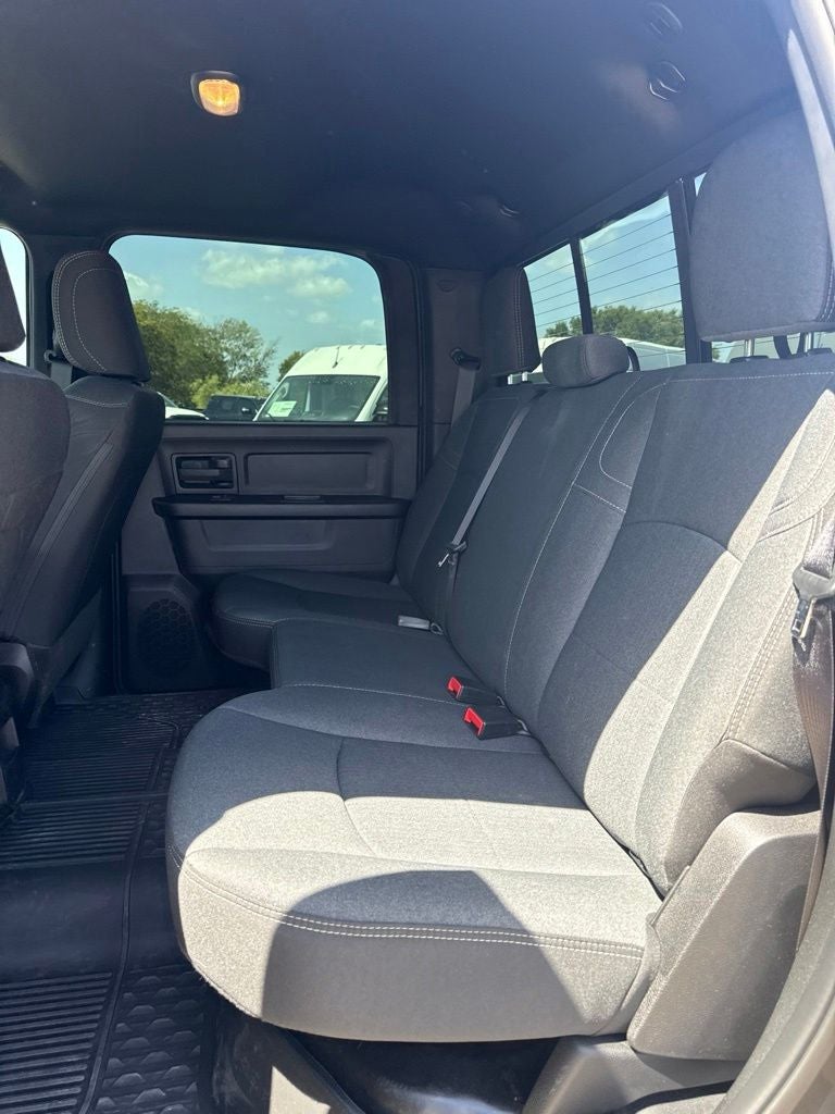 2024 RAM 2500 Tradesman Crew Cab 4x4 6'4' Box