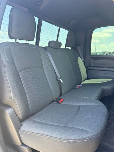 2024 RAM 2500 Tradesman Crew Cab 4x4 6'4' Box