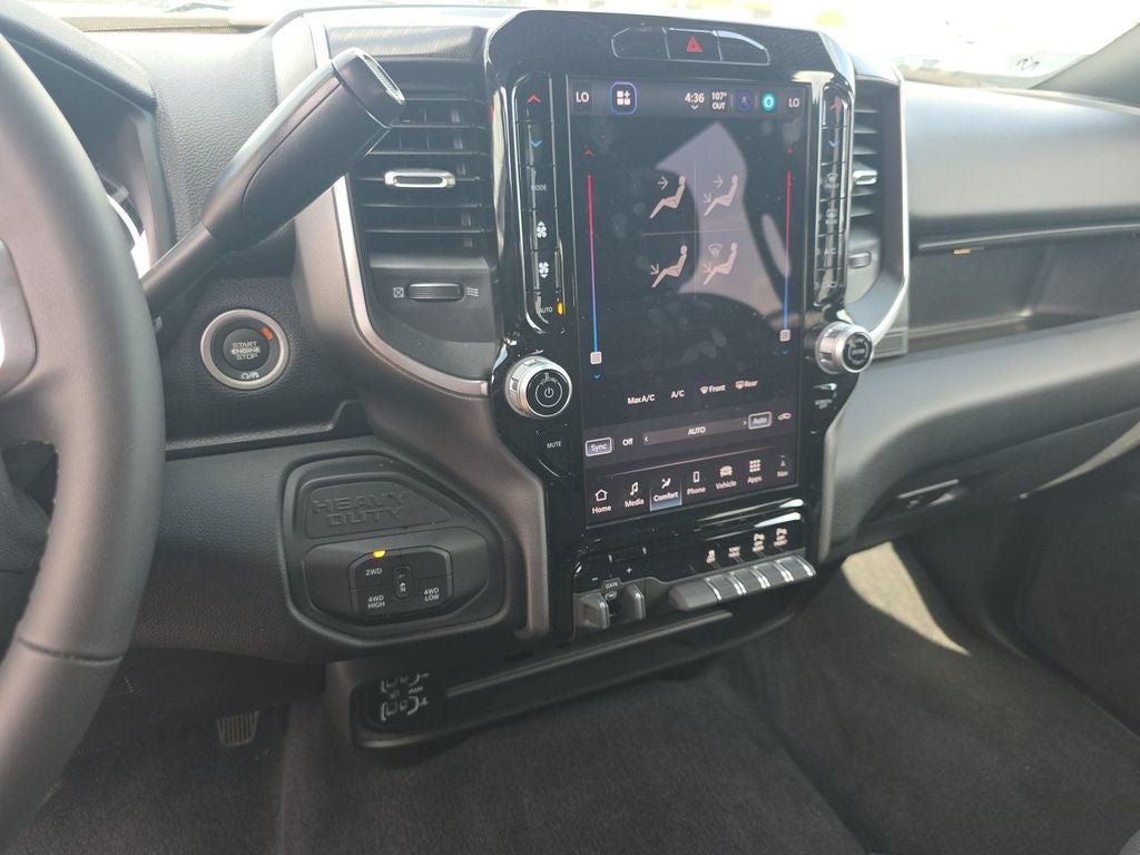 2026 RAM 2500 Big Horn Crew Cab 4x4 6'4' Box