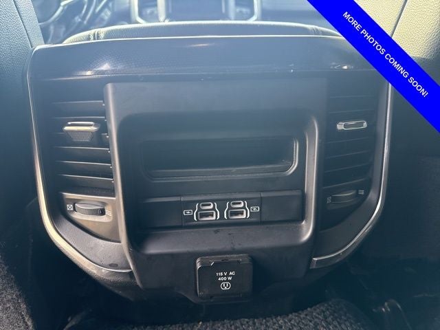 2022 RAM 2500 Laramie Crew Cab 4x4 6'4' Box