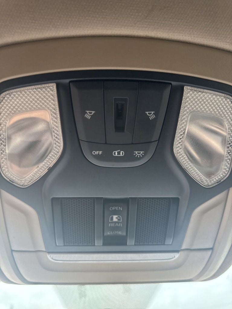 2019 RAM 2500 Tradesman Crew Cab 4x4 8' Box