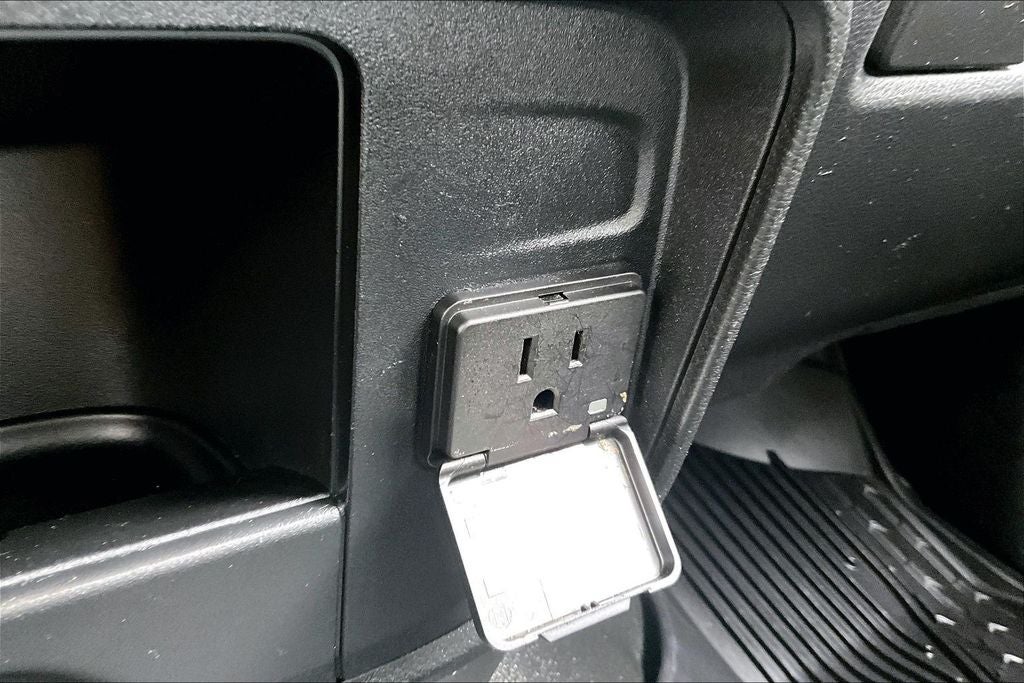 2019 RAM 2500 Tradesman Crew Cab 4x4 8' Box