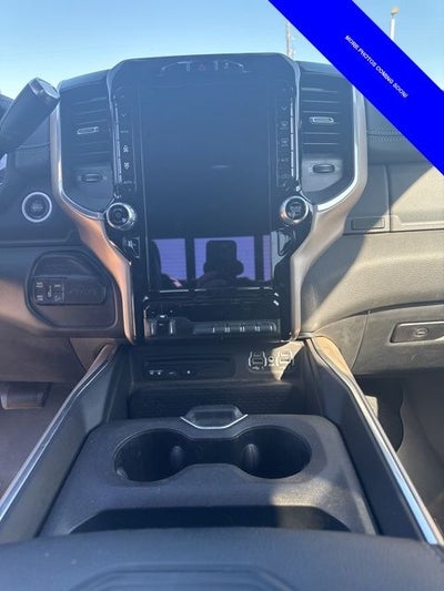 2019 RAM 2500 Laramie Crew Cab 4x4 8' Box