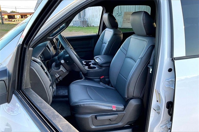 2026 RAM Ram 5500 Chassis Cab RAM 5500 TRADESMAN CHASSIS CREW CAB 4X4 84' CA