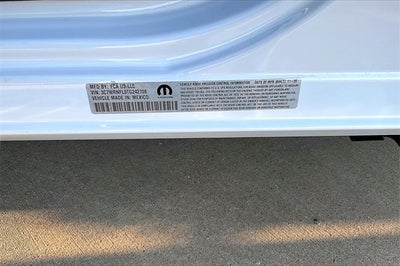 2026 RAM Ram 5500 Chassis Cab RAM 5500 TRADESMAN CHASSIS CREW CAB 4X4 84' CA