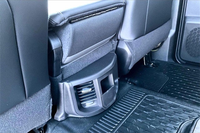 2026 RAM Ram 5500 Chassis Cab RAM 5500 TRADESMAN CHASSIS CREW CAB 4X4 84' CA