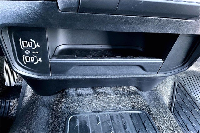 2026 RAM Ram 5500 Chassis Cab RAM 5500 TRADESMAN CHASSIS CREW CAB 4X4 84' CA