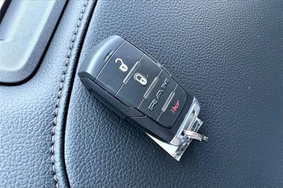 2026 RAM Ram 5500 Chassis Cab RAM 5500 TRADESMAN CHASSIS CREW CAB 4X4 84' CA