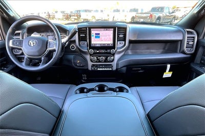 2026 RAM Ram 5500 Chassis Cab RAM 5500 TRADESMAN CHASSIS CREW CAB 4X4 84' CA