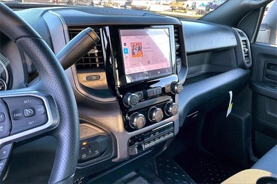 2026 RAM Ram 5500 Chassis Cab RAM 5500 TRADESMAN CHASSIS CREW CAB 4X4 84' CA