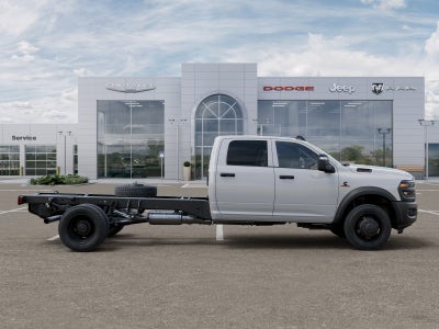 2026 RAM Ram 5500 Chassis Cab RAM 5500 TRADESMAN CHASSIS CREW CAB 4X4 84' CA