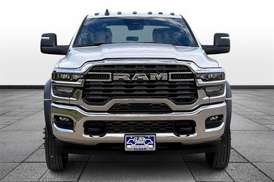 2026 RAM Ram 5500 Chassis Cab RAM 5500 TRADESMAN CHASSIS CREW CAB 4X4 84' CA