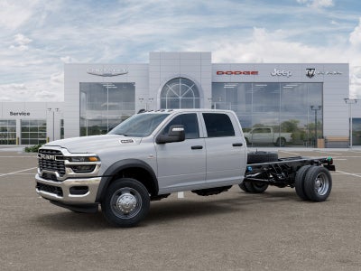 2026 RAM Ram 5500 Chassis Cab RAM 5500 TRADESMAN CHASSIS CREW CAB 4X4 84' CA