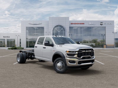 2026 RAM Ram 5500 Chassis Cab RAM 5500 TRADESMAN CHASSIS CREW CAB 4X4 84' CA
