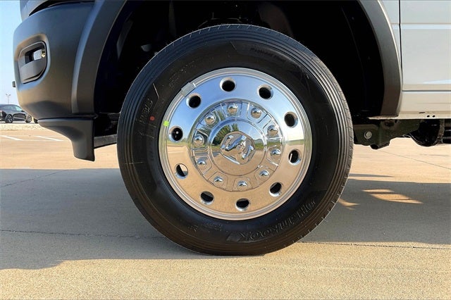 2026 RAM Ram 5500 Chassis Cab RAM 5500 TRADESMAN CHASSIS CREW CAB 4X4 84' CA