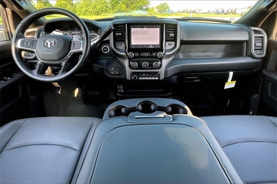 2026 RAM Ram 5500 Chassis Cab RAM 5500 TRADESMAN CHASSIS CREW CAB 4X4 84' CA