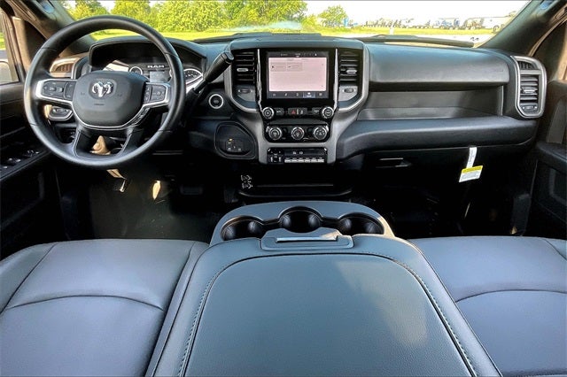 2026 RAM Ram 5500 Chassis Cab RAM 5500 TRADESMAN CHASSIS CREW CAB 4X4 84' CA