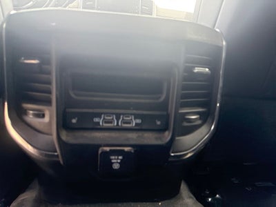 2025 RAM 3500 Chassis Tradesman/Big Horn