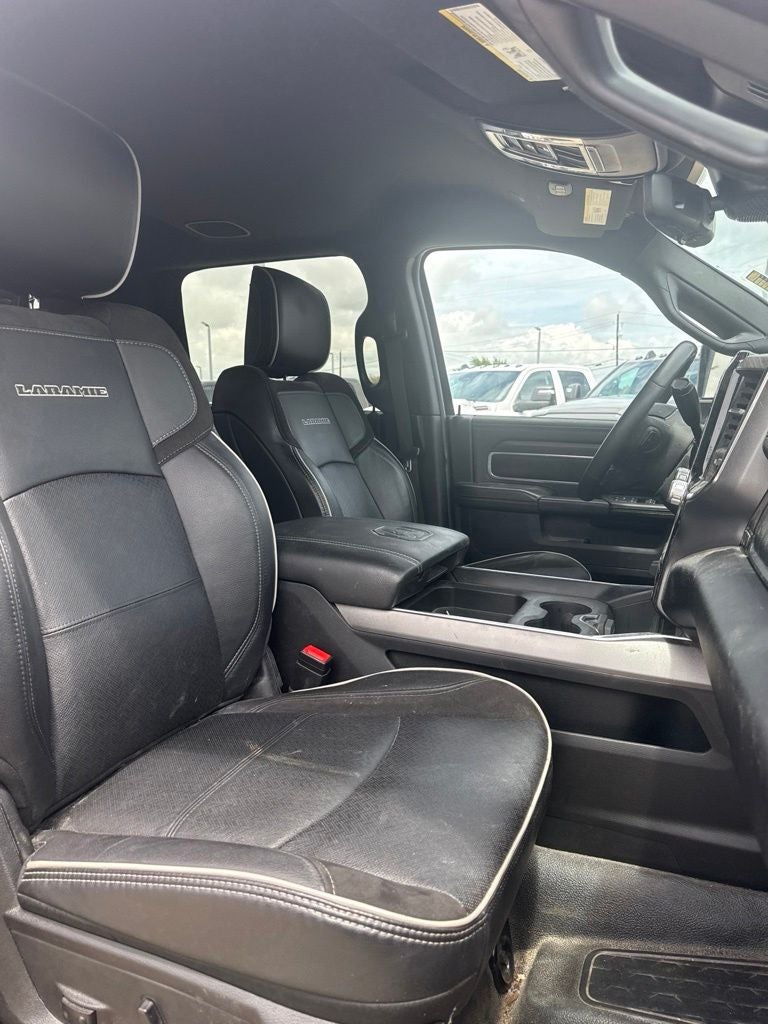 2025 RAM 3500 Chassis Tradesman/Big Horn