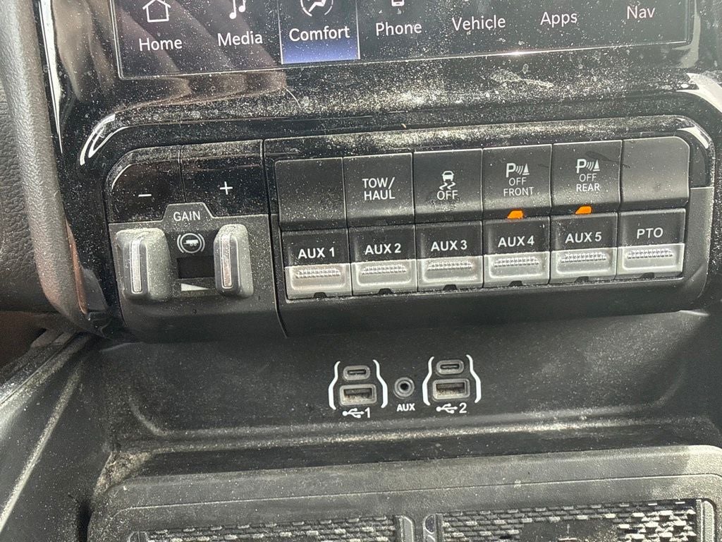 2025 RAM 3500 Chassis Tradesman/Big Horn